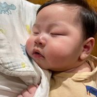 可能是 1 人和嬰兒的圖像