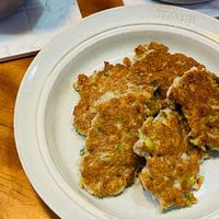 可能是燕麥餅乾的圖像