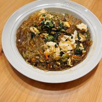 可能是豆腐、麵和拉麵的圖像