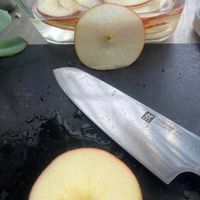 可能是刀和蘋果的圖像