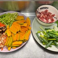 可能是香菇和文字的圖像