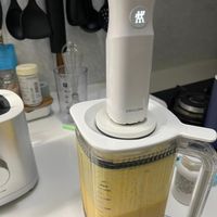 可能是泡茶器和文字的圖像