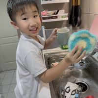可能是 1 人和小孩的圖像