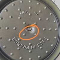 可能是鬆餅機和文字的圖像