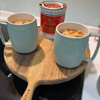 可能是咖啡杯和文字的圖像
