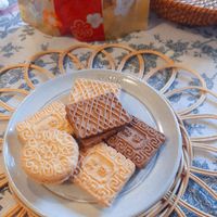 可能是燕麥餅乾的圖像