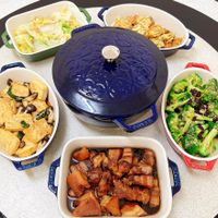 可能是豆腐、火鍋和文字的圖像
