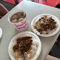 可能是 1 人和拉麵的圖像