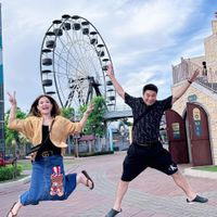 可能是 2 個人的圖像