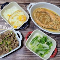 可能是肉排和文字的圖像