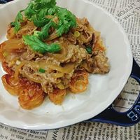可能是豆腐、拉麵和顯示的文字是「 ALK AATA Mde saddns asasaN s,du do to yN In ro0m mdblaze 1994 the anoth fron SWA volume sthre ssi was stoten from tht another ve final paAe Greene build succe membe membersof furio exclusive author's prostitute Osle and ater in sting was recov Sherry would critical volumes are had of to ndness sordidsexuar sordid the highiightGre for Munch emptionallu a NThe men Opare he the capstone 3o-ycaT the andhis nstead,members nsteac family who any hnose 」的圖像