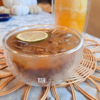 可能是飲料和文字的圖像