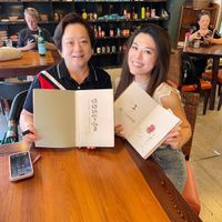 可能是 4 個人和文字的圖像