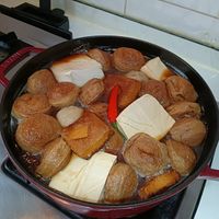 可能是燉小牛膝和豆腐的圖像