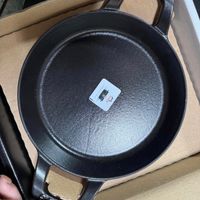 可能是鬆餅機和文字的圖像