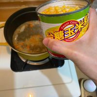 可能是粥、拉麵、牧羊人派和文字的圖像