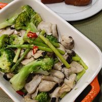 可能是香菇和豆腐的圖像