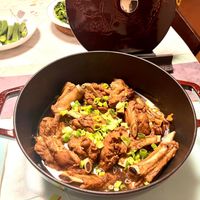 可能是燉小牛膝的圖像