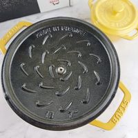 可能是鬆餅機和文字的圖像