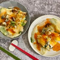 可能是歐姆蛋、蛋黃和豆腐的圖像