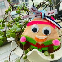 可能是槲寄生仙人掌和文字的圖像