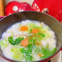 可能是粥、麵和拉麵的圖像