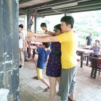 可能是 5 個人的圖像