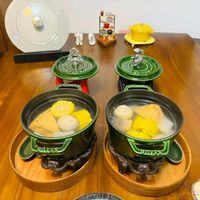 可能是港式點心、豆腐和火鍋的圖像