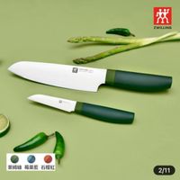 可能是刀和顯示的文字是「效 ZWILLING 店 EWILLING 24L MeiP mo た3時 萊姆綠 萊姆綠莓果藍石榴紅 莓果藍 石榴紅 2/11 」的圖像