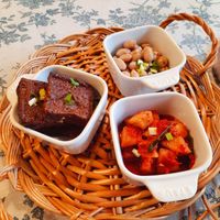 可能是豆腐、焗豆和文字的圖像