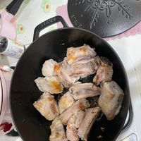 可能是燉小牛膝的圖像