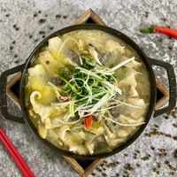 可能是豆腐、火鍋和粥的圖像