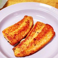 可能是煙燻鮭魚的圖像