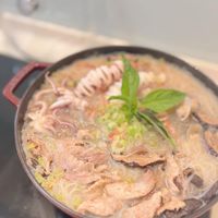 可能是拉麵、義大利麵、香菇和麵的圖像