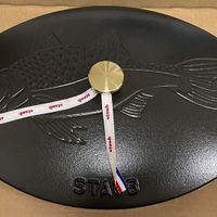 可能是鬆餅機和文字的圖像