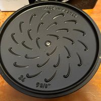 可能是鬆餅機和文字的圖像