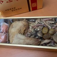可能是香菇、拉麵和文字的圖像