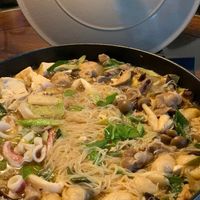 可能是香菇、麵和拉麵的圖像