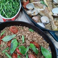 可能是北非小米飯、炒飯和西班牙大鍋飯的圖像