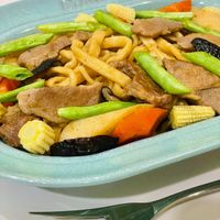 可能是拉麵、義大利麵和炒麵的圖像
