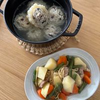 可能是豆腐和燉小牛膝的圖像