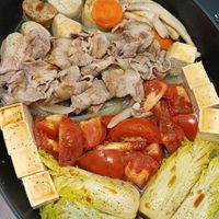可能是火鍋、豆腐和文字的圖像