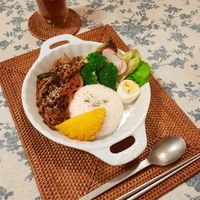 可能是炒飯、豆腐和文字的圖像