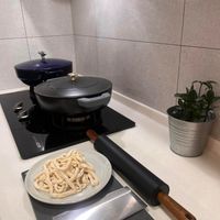 可能是鬆餅機和義大利麵的圖像