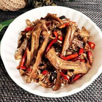 可能是鯷魚的圖像
