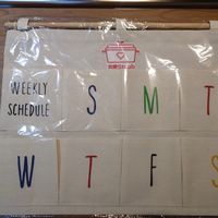 可能是‎顯示的文字是「‎我愛Sts-ub ر WEEKLY SCHEDULE S M T WTF FS F W T‎ 」‎的圖像