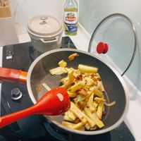 可能是義大利麵的圖像