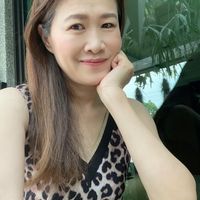 可能是 1 人和微笑的圖像