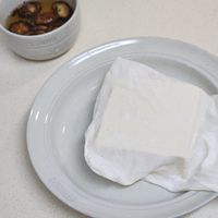 可能是豆腐、香菇和文字的圖像