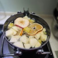 可能是蘋果和泡茶器的圖像